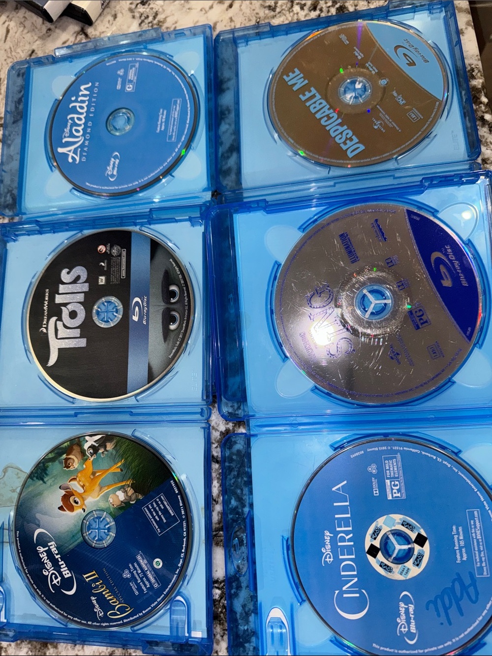 Blu-ray Disney Movie Bundle - Blue Discs